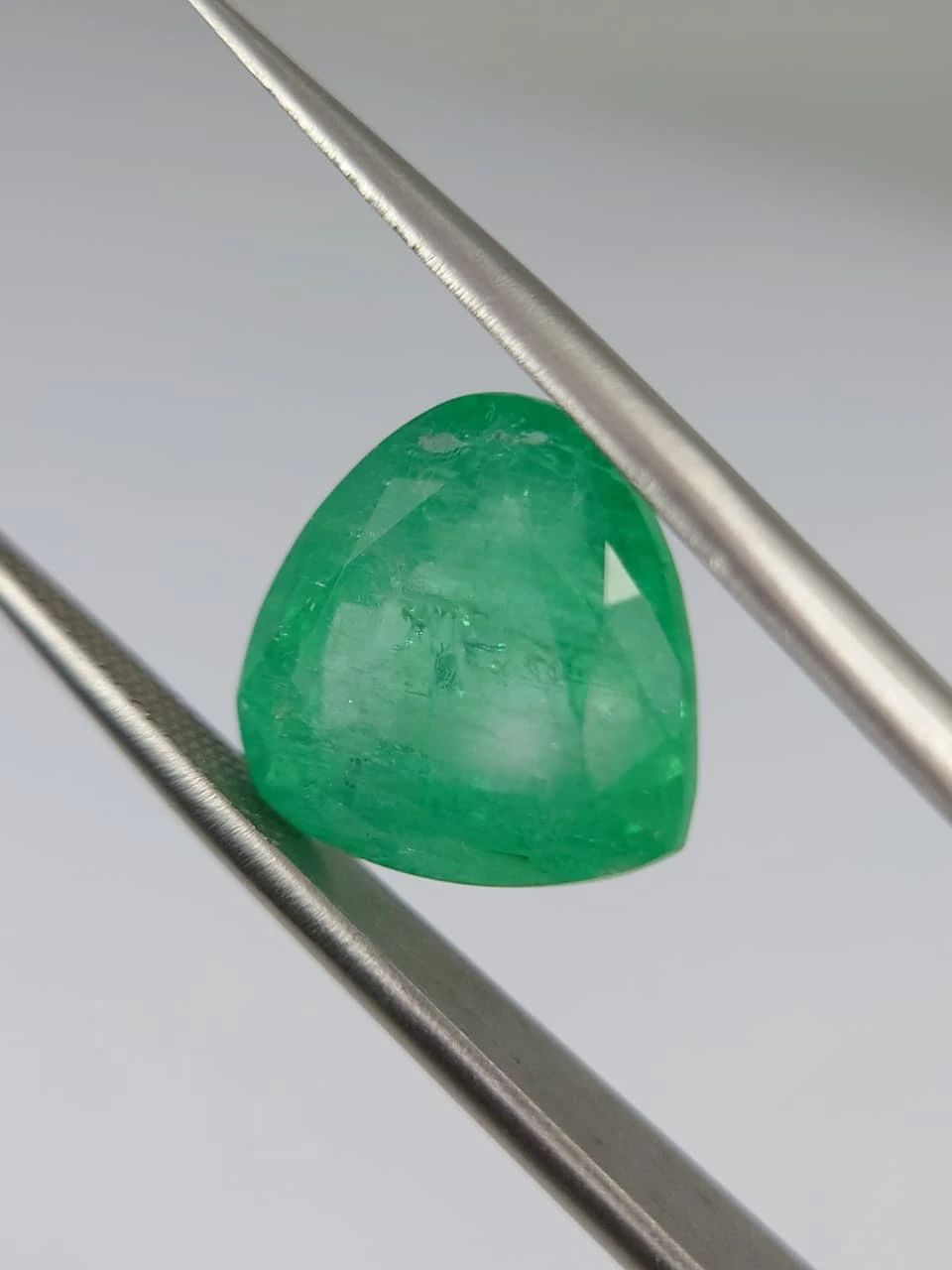 8.32ct Natural Stunning Panjshir Emerald from Afghanistan — view 5